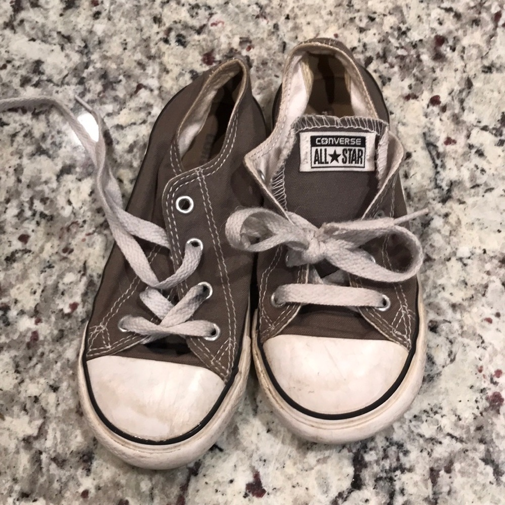 Unisex toddler converse shoes